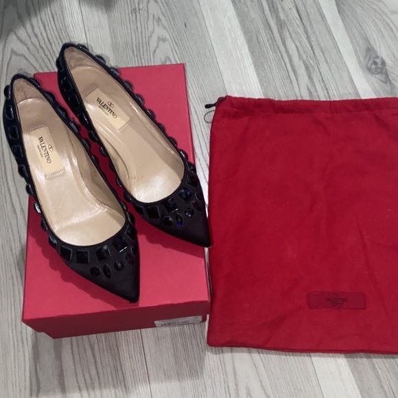 Valentino Garavani Shoes - Valentino Garavani Black Heels